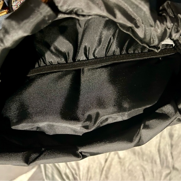 New DC comics/Warner brothers Birds of Prey Blue & Gold Backpack - Picture 10 of 12